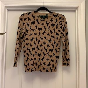 Quarter sleeved sweater